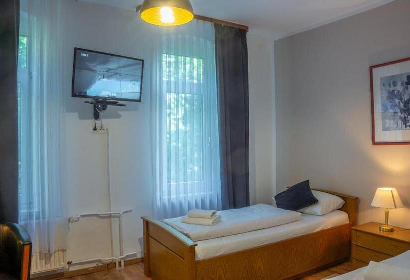 Номер Стандарт, Klosterturm