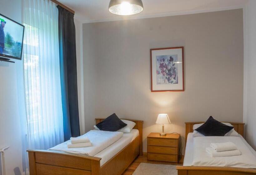 Номер Стандарт, Klosterturm