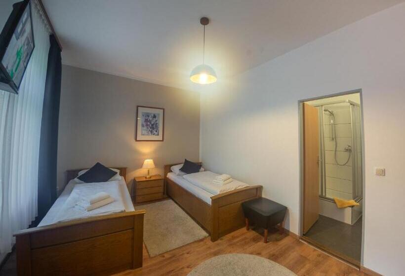 Номер Стандарт, Klosterturm