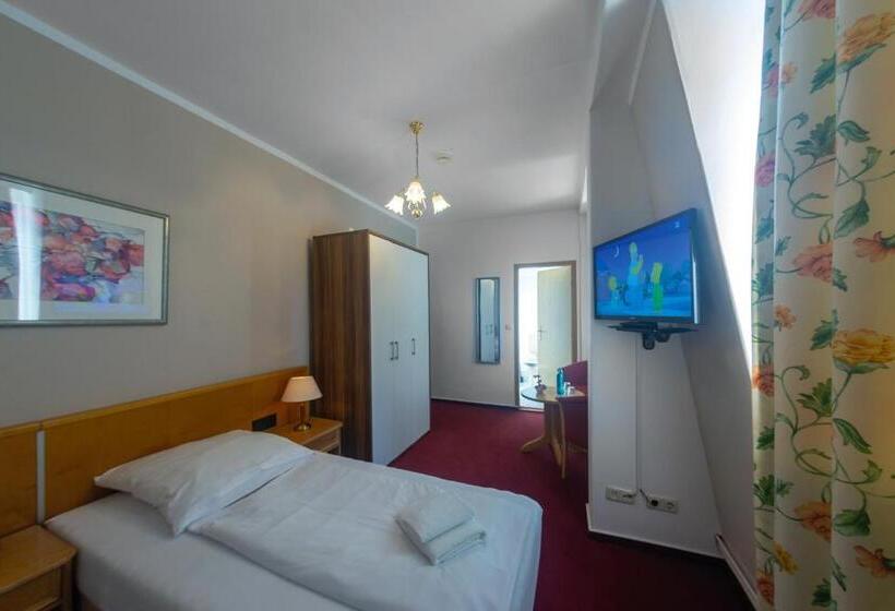 Номер Стандарт Индивидуальный, Klosterturm