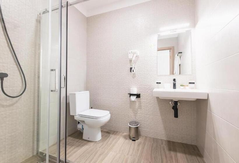 اتاق سوپریور, готель континент миколаїв