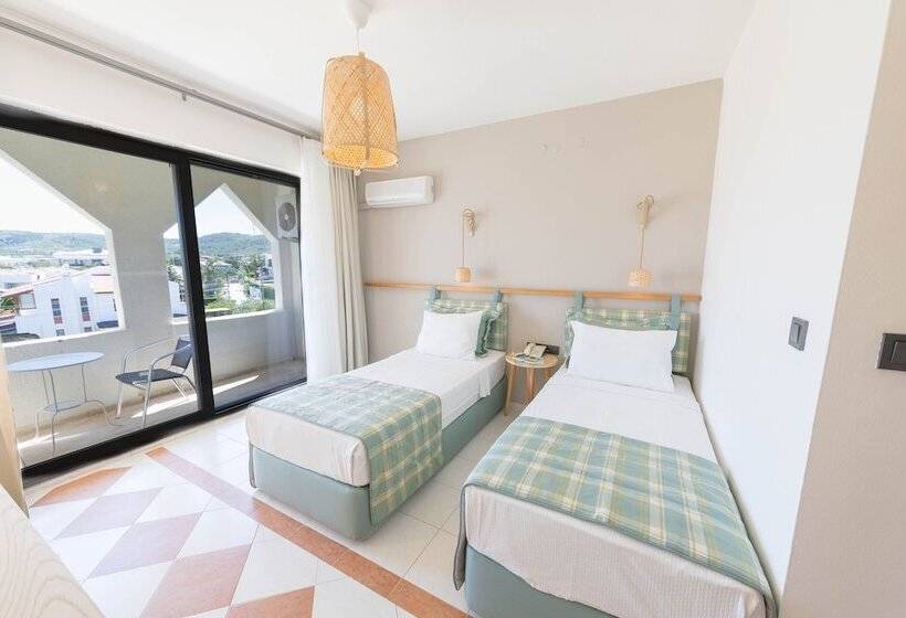 غرفة ديلوكس مزودة بشرفة, Arinnanda Otel