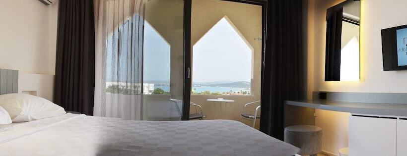 غرفة قياسية فردية مطلة علي البحر, Arinnanda Otel