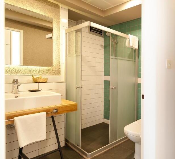 غرفة قياسية مزوَّدة بشُرفة, Arinnanda Otel