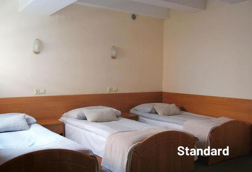 Номер Стандарт Трехместный, Awo