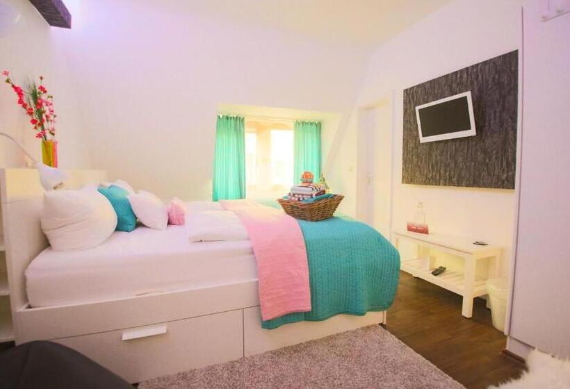 Номер Стандарт, Barbarossa Garni