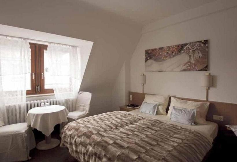 Номер Стандарт Трехместный, Barbarossa Garni