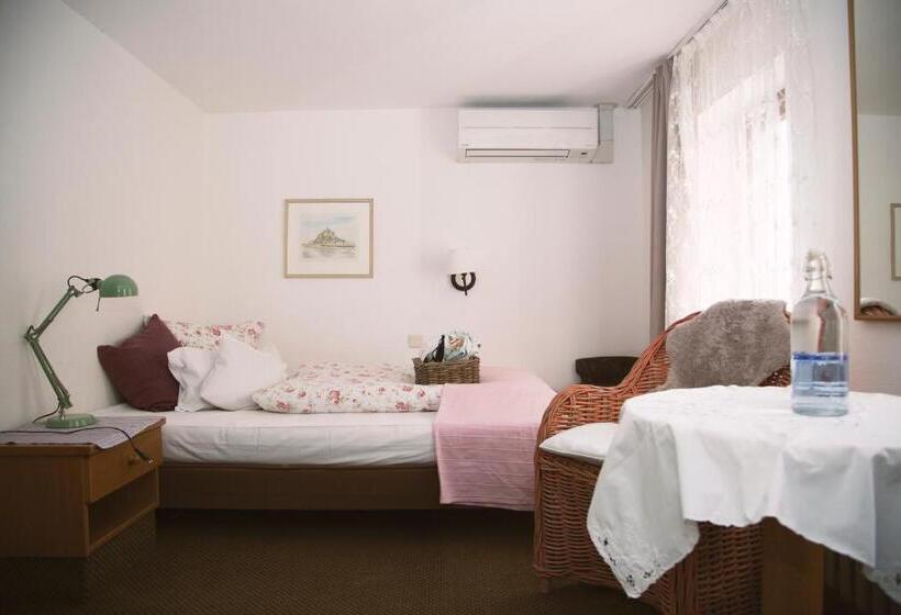 Номер Стандарт Индивидуальный, Barbarossa Garni