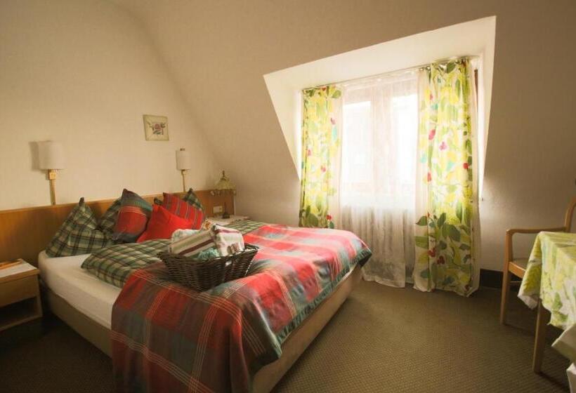 Номер Стандарт, Barbarossa Garni