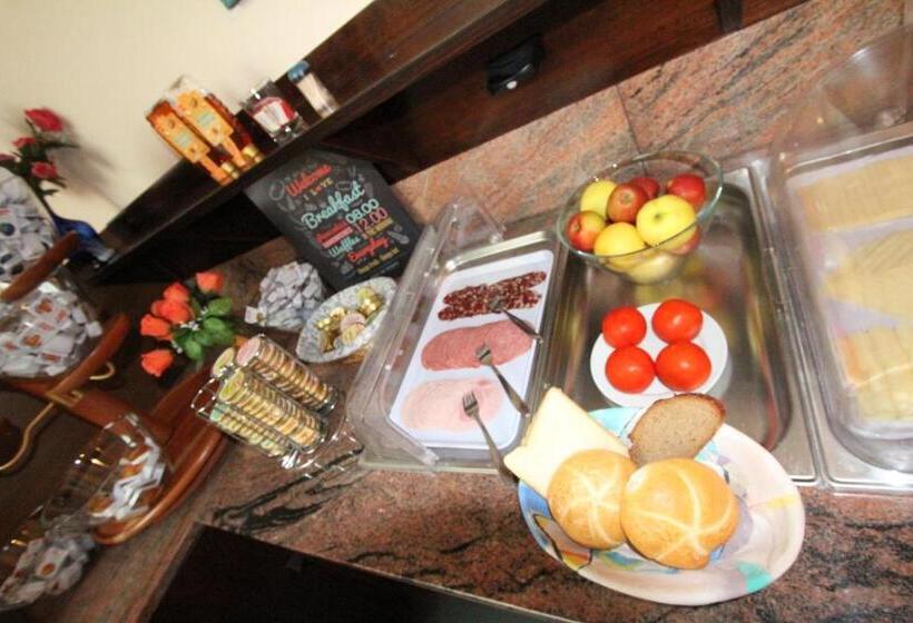 带阳台标准四人间, Bed & Breakfast Eckwirt