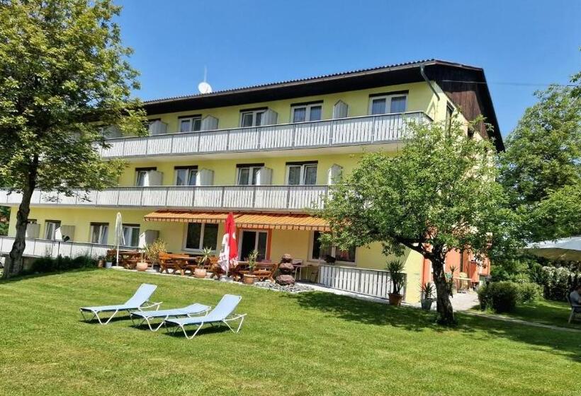 家庭间, Bed & Breakfast Eckwirt