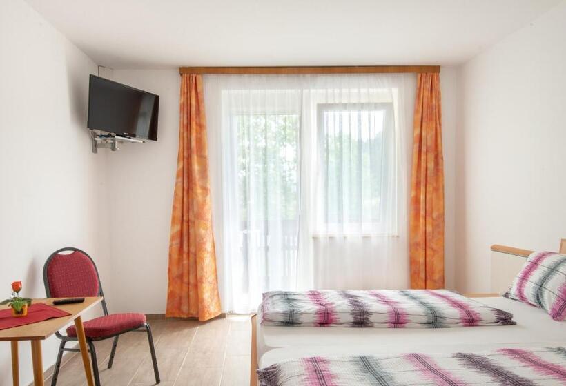 标准间带阳台, Bed & Breakfast Eckwirt