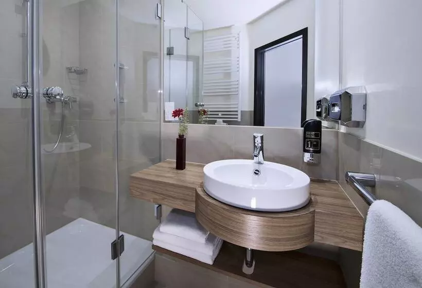ガーデンビュースーペリアールーム, Best Western Hotel Brunnenhof