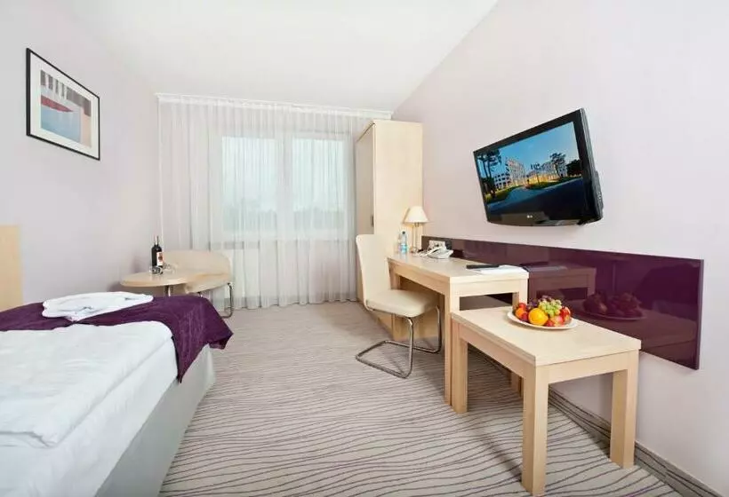 Standard Yhden Hengen Huone, Interferie Medical Spa