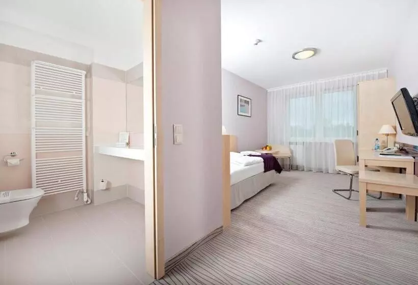 Standard Yhden Hengen Huone, Interferie Medical Spa