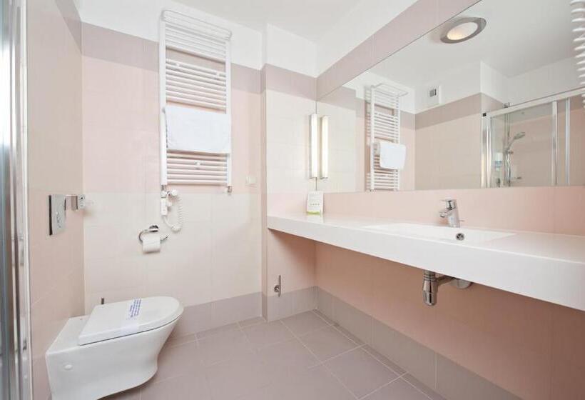 غرفة قياسية فردية, Interferie Medical Spa