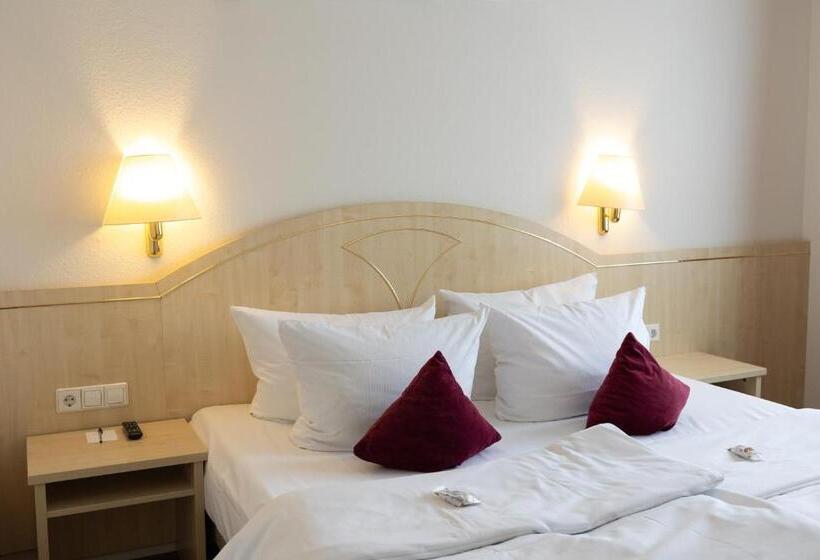 컴포트 룸, Kübler