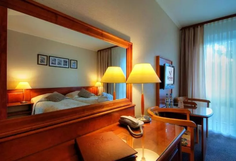 Economy-huone, Kormoran Medispa
