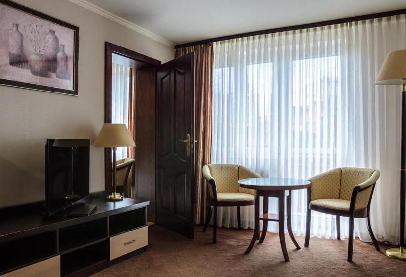 Семейный Номер, Kormoran Medispa