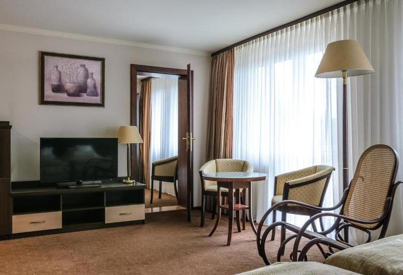 Семейный Номер, Kormoran Medispa