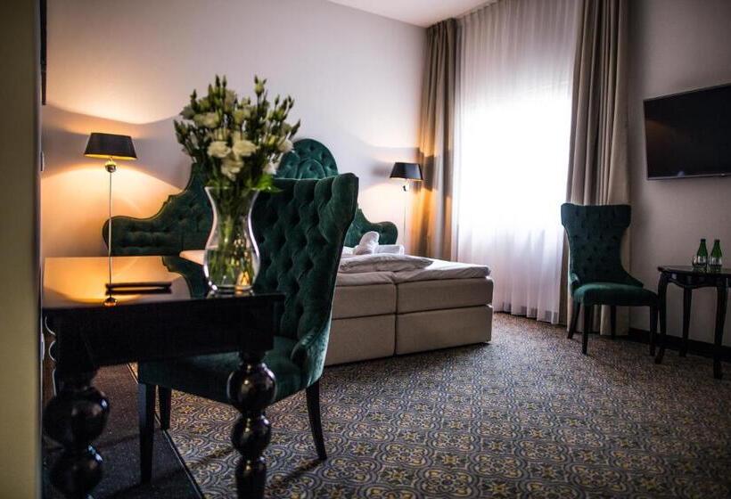 Номер Deluxe, Pałac Na Wodzie Hotel & Spa