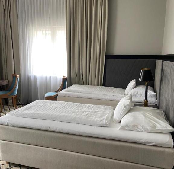 디럭스 트리플 룸, Pałac Na Wodzie Hotel & Spa