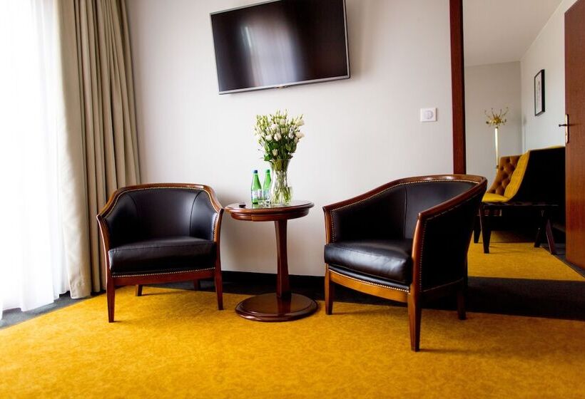 수피리어 룸, Pałac Na Wodzie Hotel & Spa