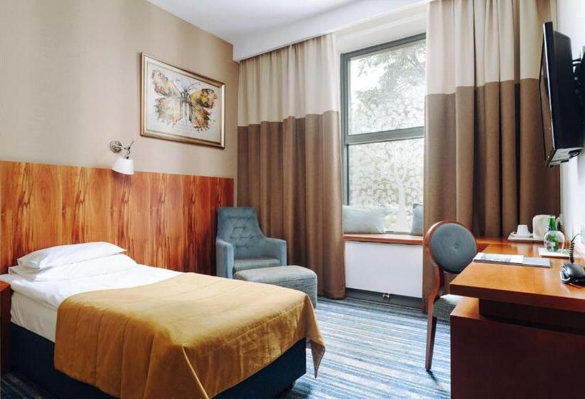 חדר סטנדרט יחיד, Pałac Romantyczny