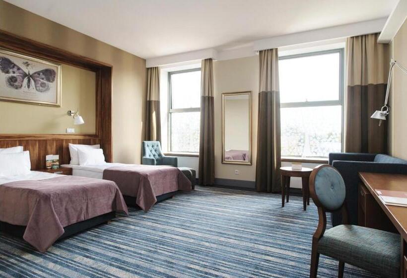 חדר דלוקס, Pałac Romantyczny