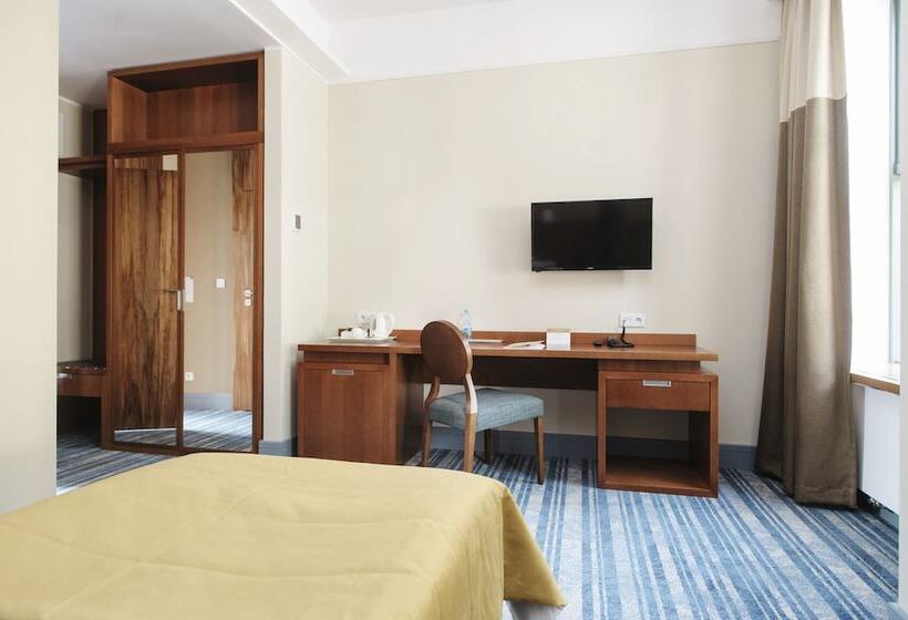 חדר סטנדרט יחיד, Pałac Romantyczny