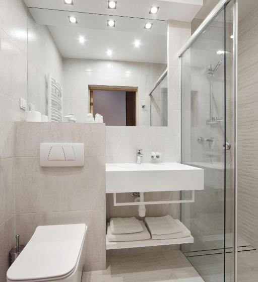 استودیوی استاندارد, Pegaz