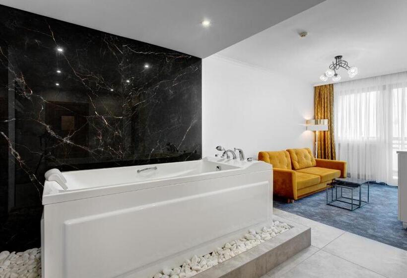 استودیوی استاندارد, Pegaz