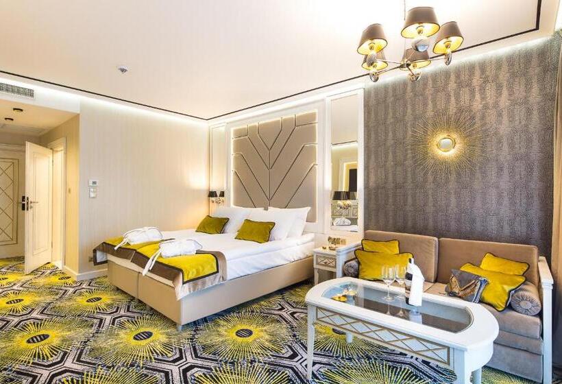 اتاق لوکس, Royal Baltic 4 Luxury Boutique