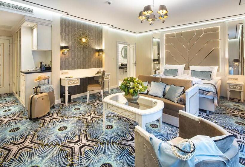 Трехместный Номер Комфорт, Royal Baltic 4 Luxury Boutique