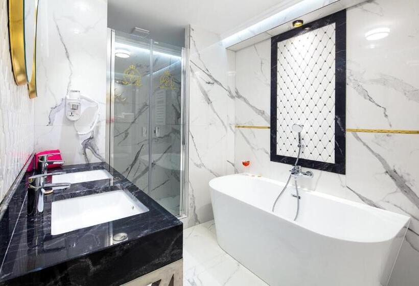 سوییت, Royal Baltic 4 Luxury Boutique