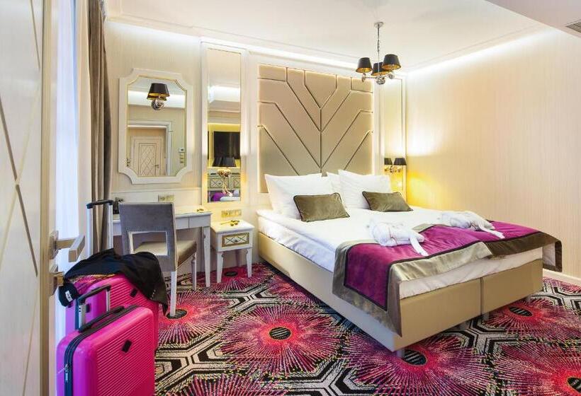 سوییت, Royal Baltic 4 Luxury Boutique