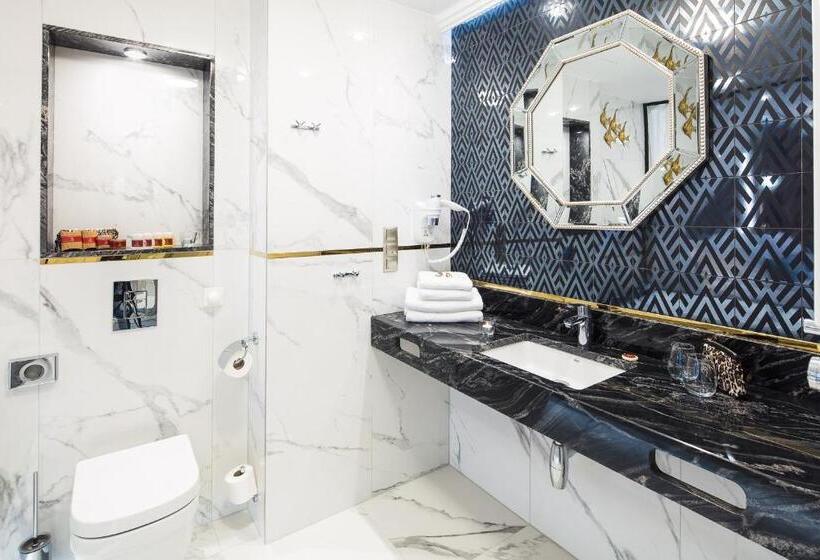 اتاق لوکس, Royal Baltic 4 Luxury Boutique