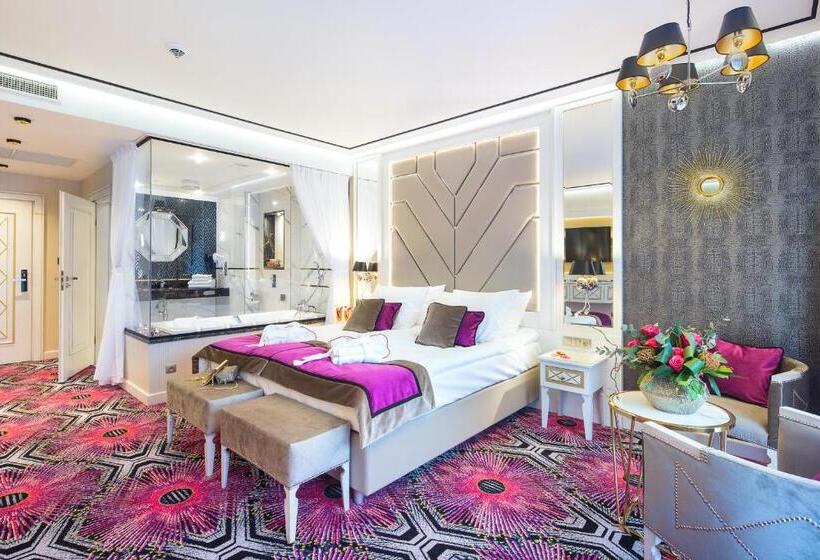 اتاق لوکس, Royal Baltic 4 Luxury Boutique