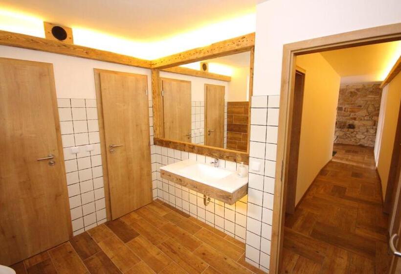 منزل غرفة نوم واحدة, Seeberg