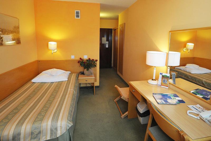 חדר סטנדרט יחיד, Sport