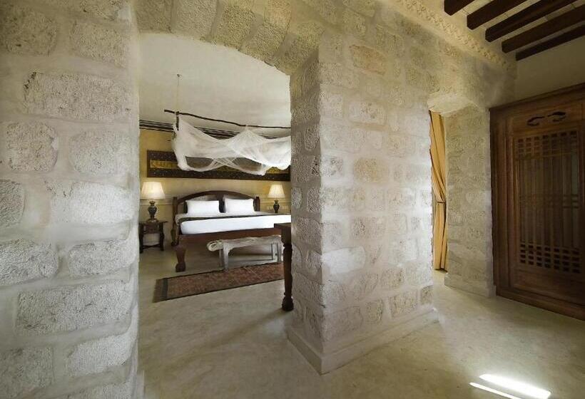 اتاق لوکس با تراس, The Charming Lonno Lodge Watamu