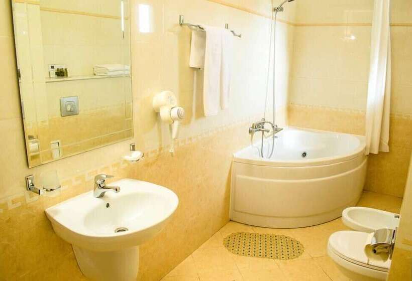 Номер Стандарт, Victoria