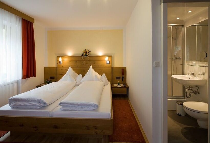 Номер Комфорт, Zita