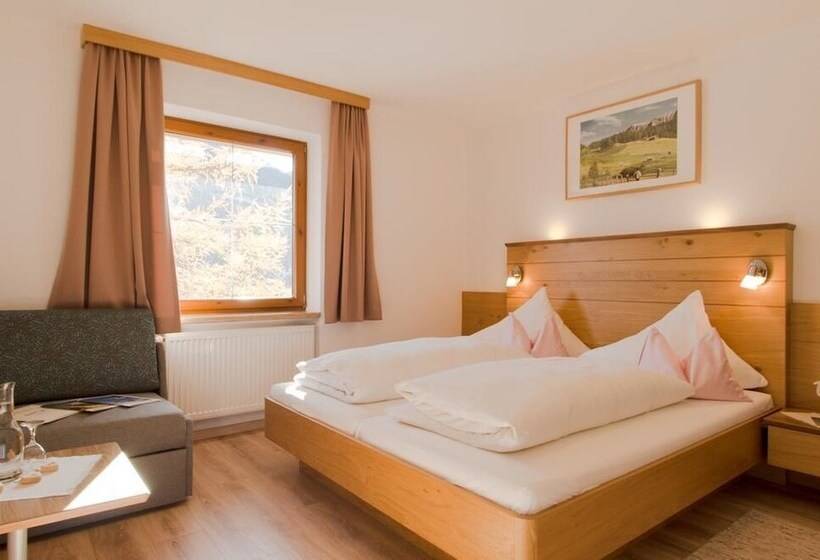 Номер Комфорт, Zita