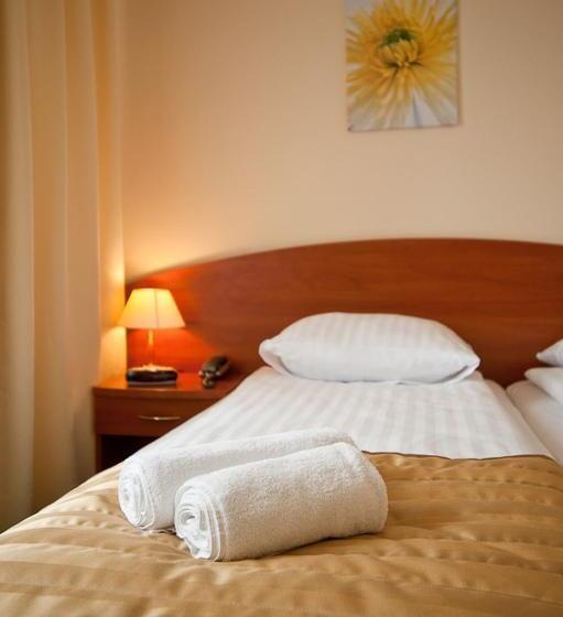 スタンダードルーム, Złoty Lin