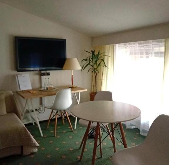 スーペリアールーム, Złoty Lin