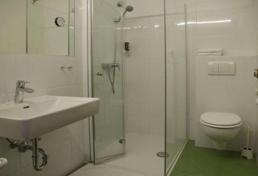 Номер Стандарт, Landhaus Kügler Eppich, Kuep Kg