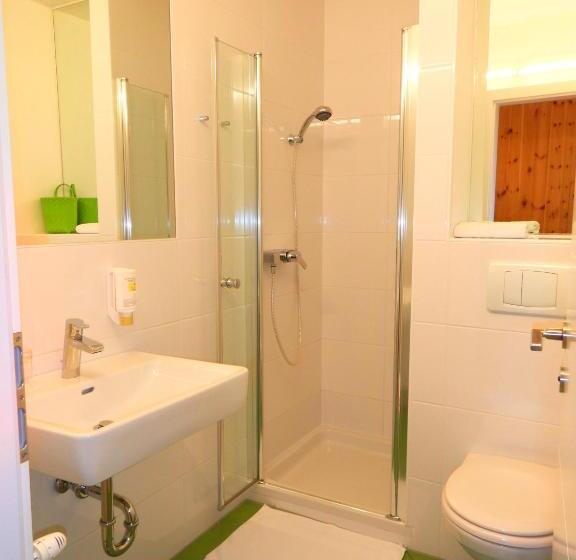 Номер Стандарт, Landhaus Kügler Eppich, Kuep Kg