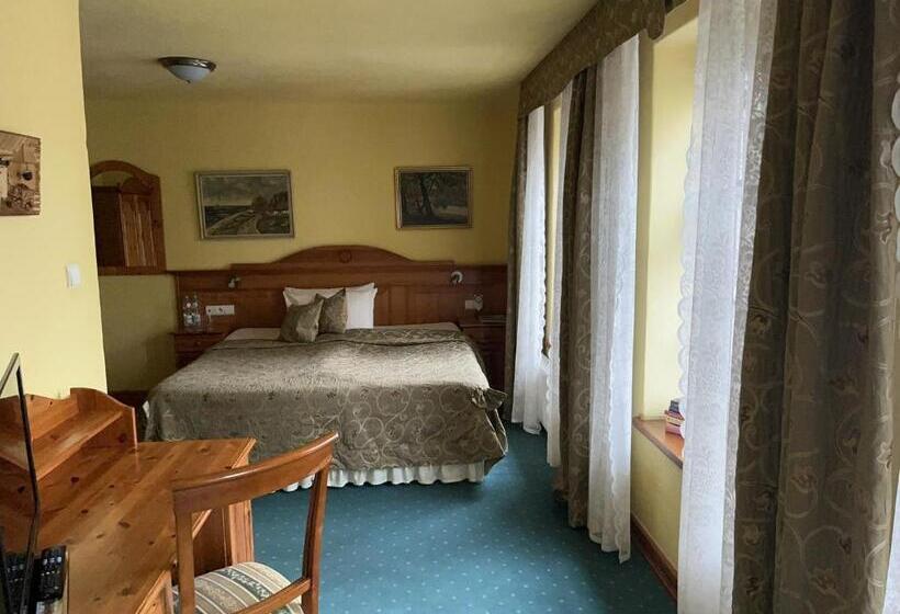 Номер Стандарт, Gościniec Zamkowy