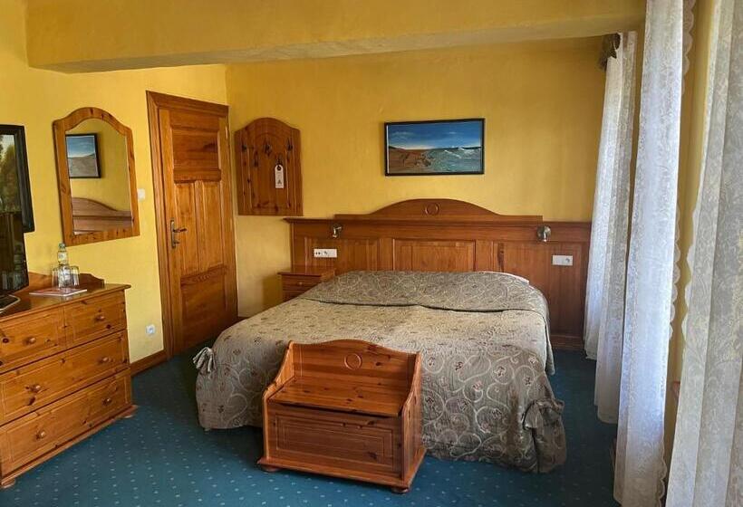 Номер Стандарт, Gościniec Zamkowy